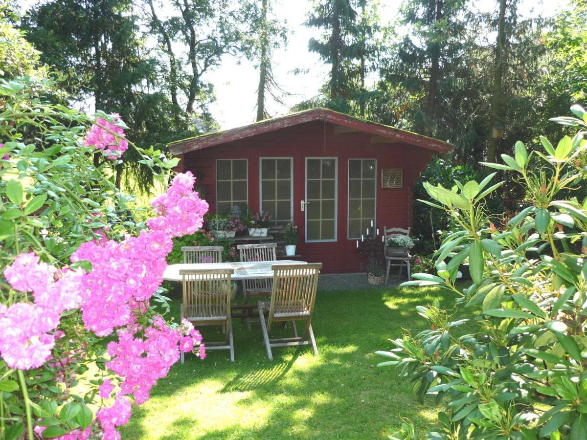 Eggers - Gemuetliche Ferienwohnung Im Erdgeschoss Wallsbull エクステリア 写真