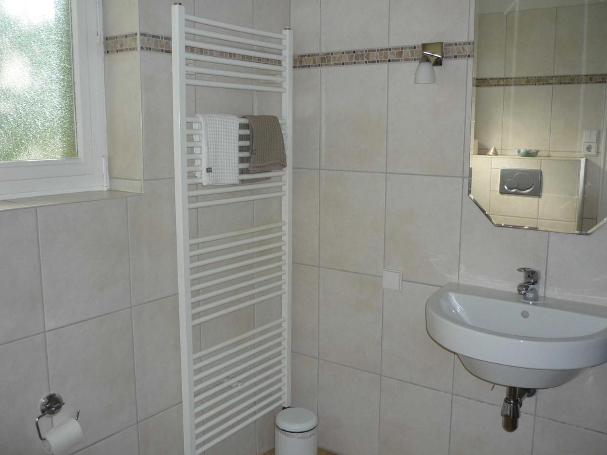 Eggers - Gemuetliche Ferienwohnung Im Erdgeschoss Wallsbull エクステリア 写真